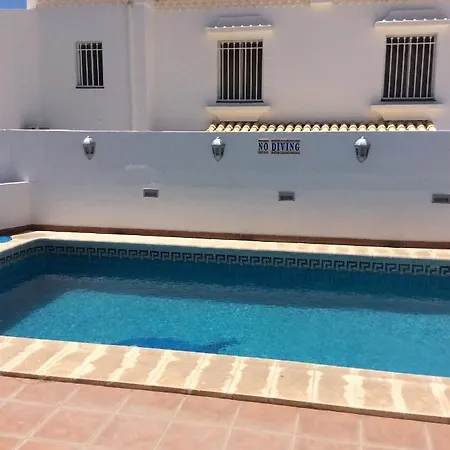 Willa 4-bed Bungalow With Private Pool & Parking El Médano